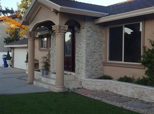 5502 Penfield Ave, Woodland Hills, CA 91364
