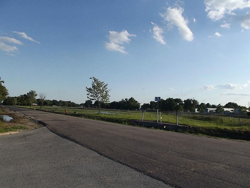 2nd image of 3134 Hatfield Rd