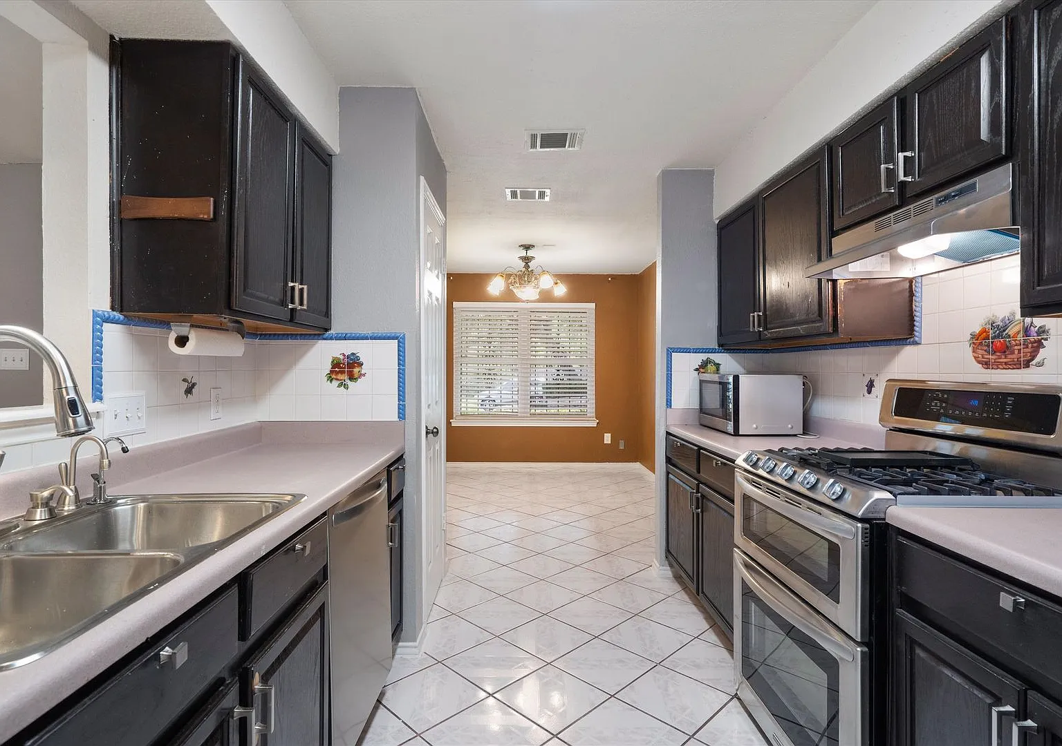 8514 Red Willow Dr, Austin, Texas 78736 — Photo 2