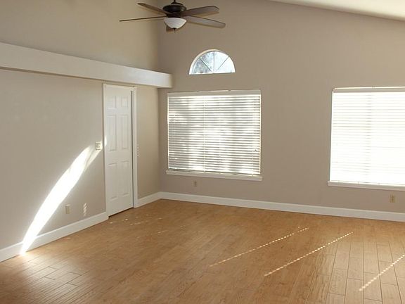 5th image of 4539 Crimsonwood Dr