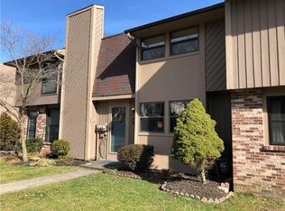 2413 Brook Ledge Rd, Bridgeville, PA 15017