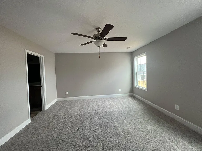 4864 Stoneyhurst Ln — Photo 19