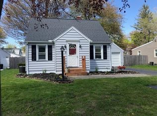 302 Ridgedale Cir, Rochester, NY 14616
