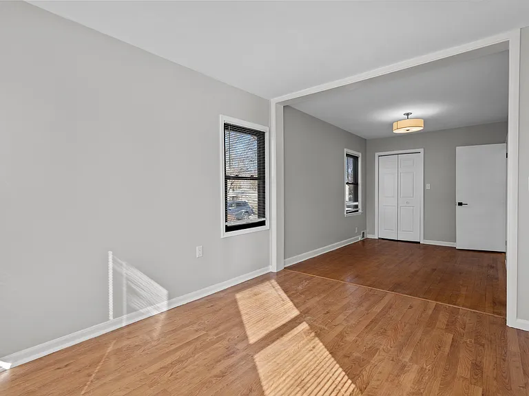 5548 Walter Ave — Photo 7