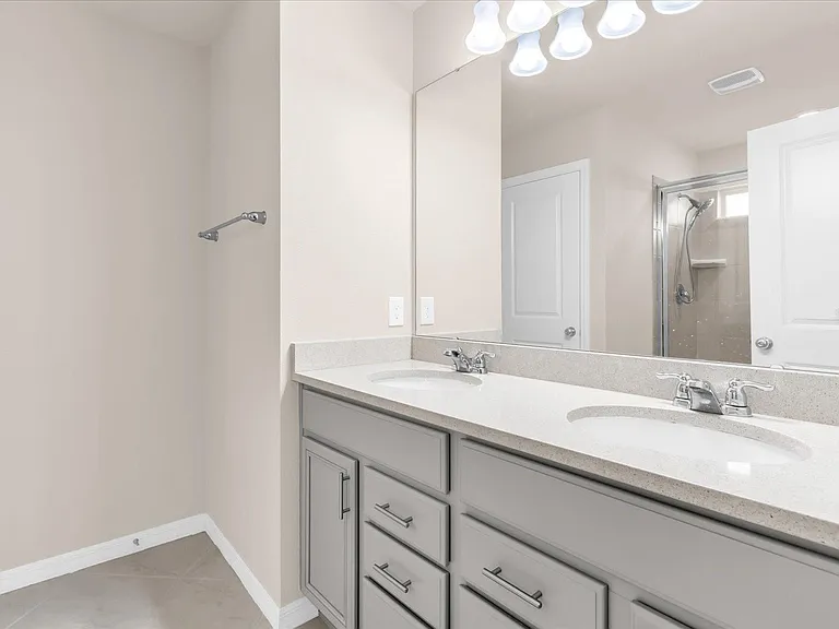 5090 Caspian St — Photo 20