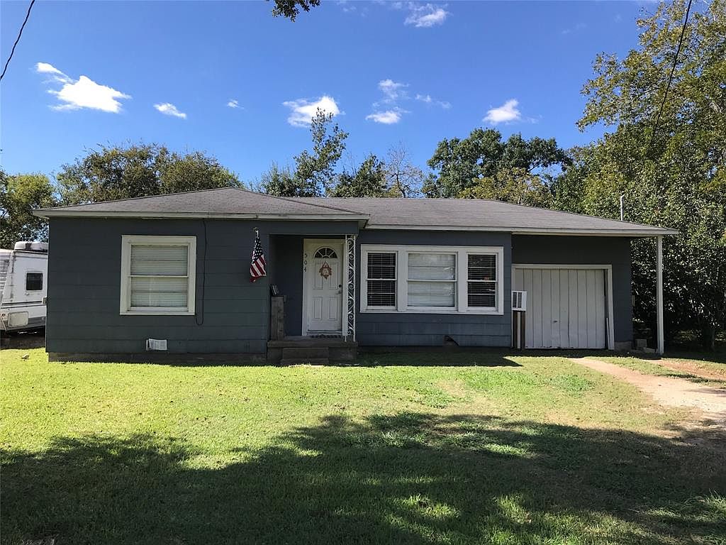 504 S 3rd St, Ganado, TX 77962 Zillow