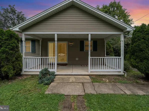 956 Wertzville Rd, Enola, PA 17025