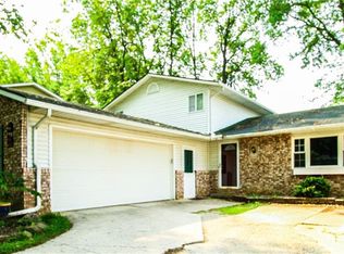 1008 Washington Dr, Grafton, OH 44044