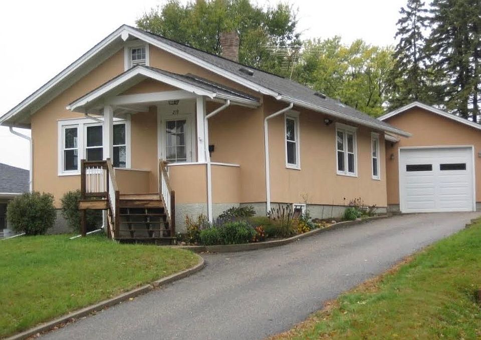 2nd image of 219 Franklin Ave