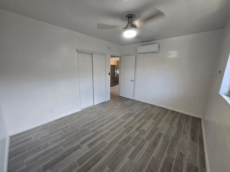 1501 N Oregon St #9 — Photo 12
