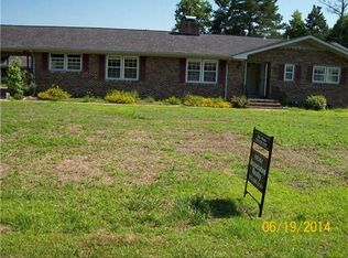 4650 Lisbon Rd, Clarkton, NC 28433