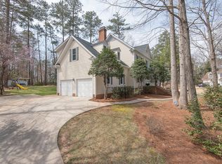 4900 Brambleridge Ct, Holly Springs, NC 27540