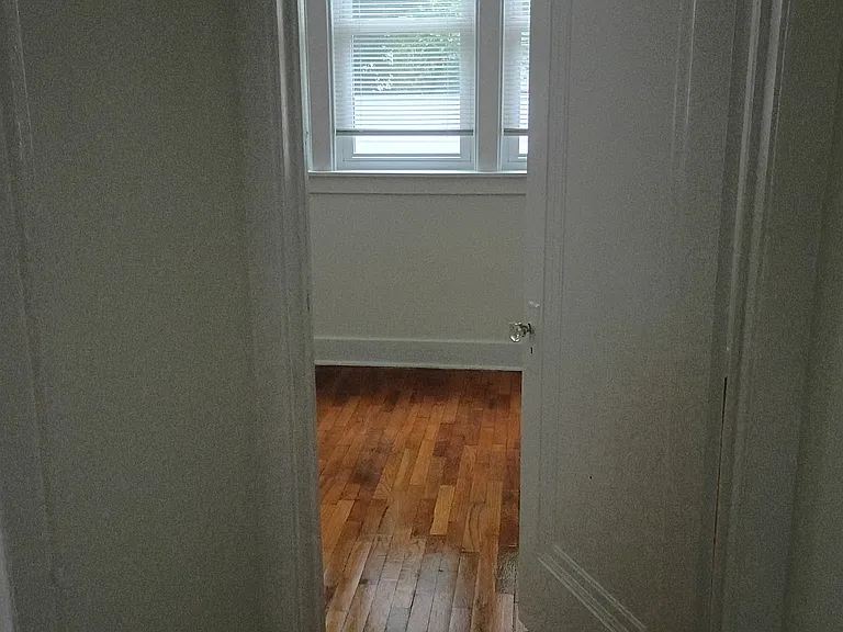 316 W Saginaw St — Photo 22