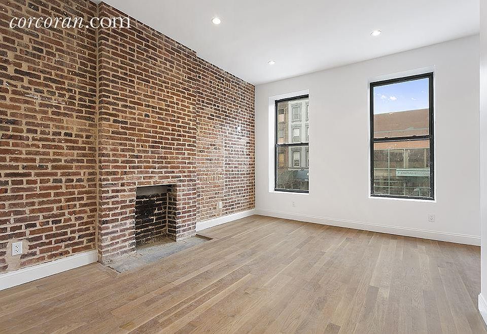2nd image of 1463 Fulton St #0