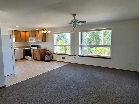 4th image of 27131 96th Ave NW