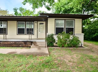712 W Bridge St, Weatherford, TX 76086