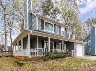 8413 Red Setter Ln, Charlotte, NC