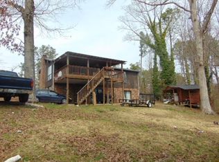 1015 Pine Lake Rd, Lexington, TN 38351