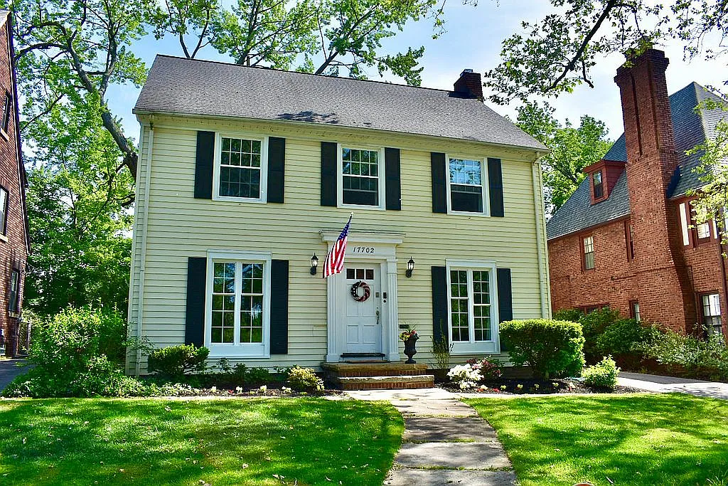 17702 Berwyn Rd photo 1