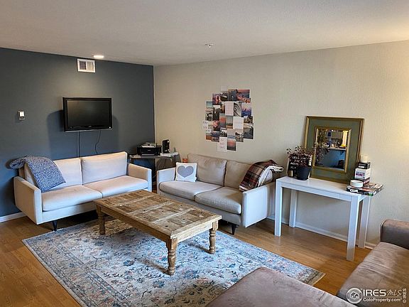 4th image of 935 Broadway St #106