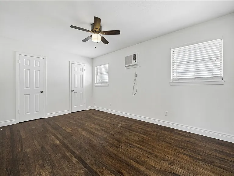5102 Academy — Photo 19