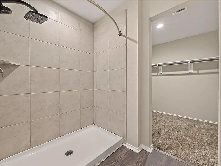 21422 Chester Cliff Ln — Photo 37