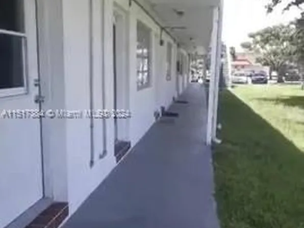 20310 NE 2nd Ave APT 6, Miami Gardens, FL 33179