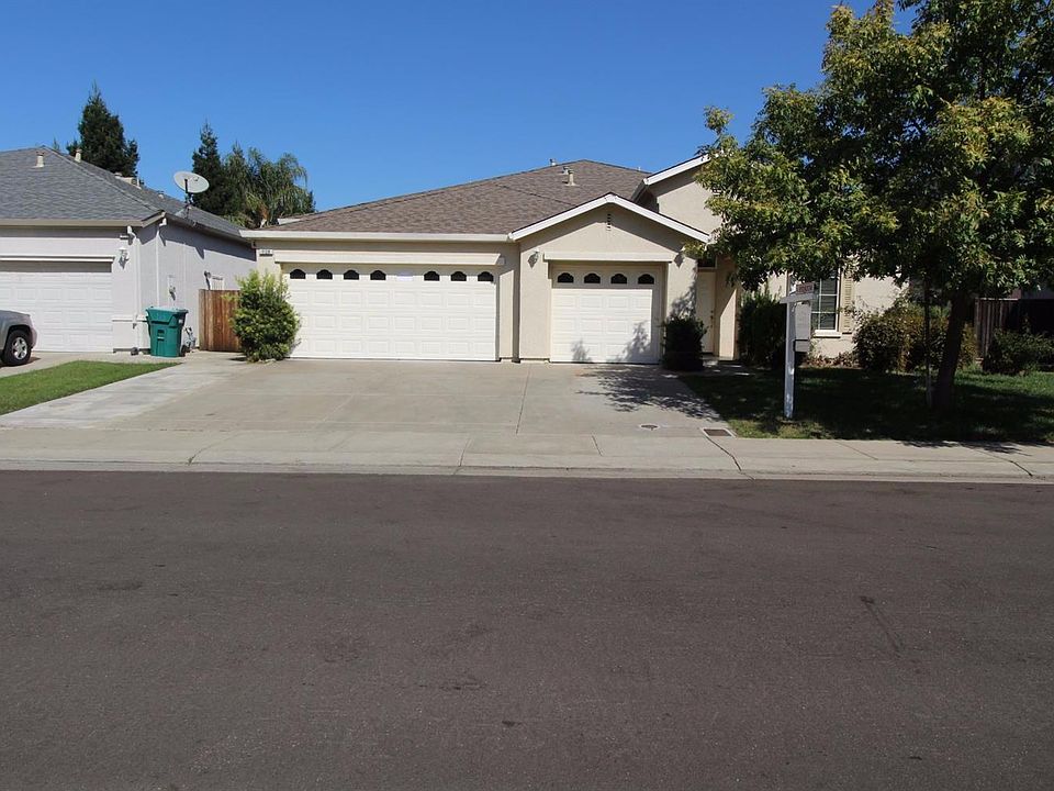 1st image of 1129 Cypress Run Dr