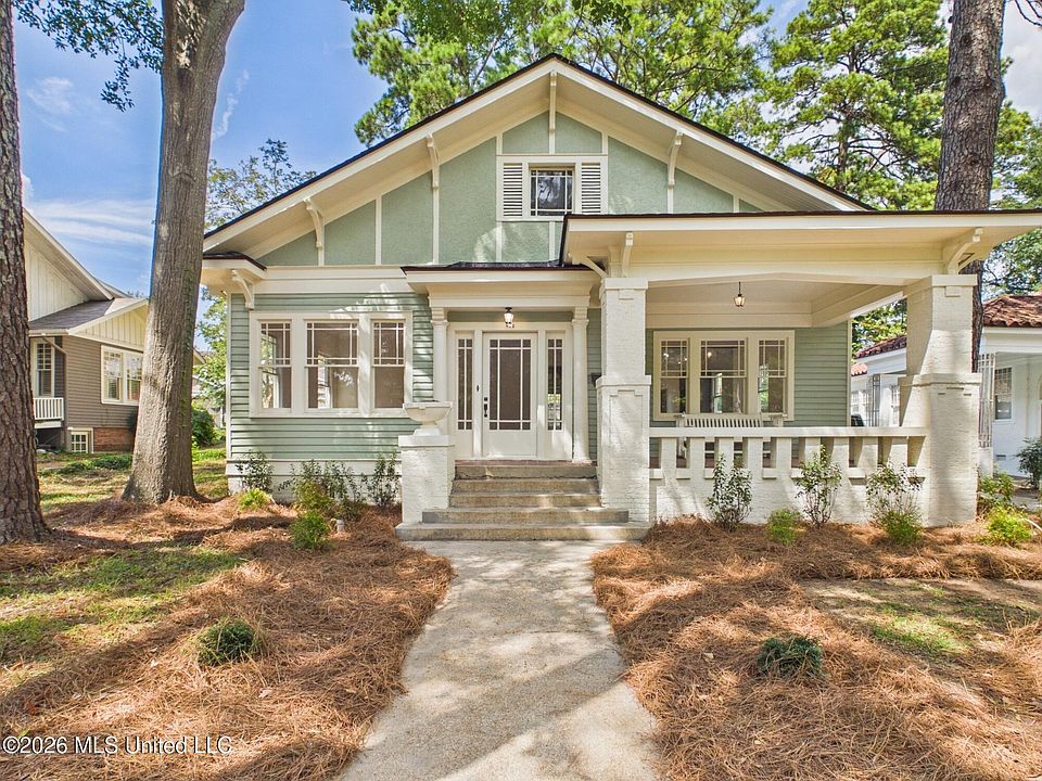 1st image of 812 Gillespie St