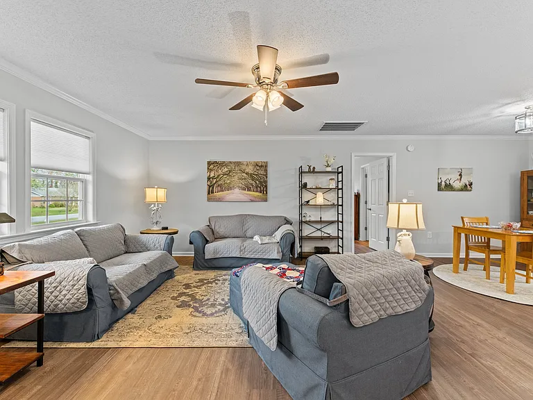 2211 Steeple Chase Dr — Photo 6