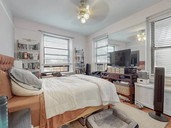 72-34 Austin Street image 14 of 20