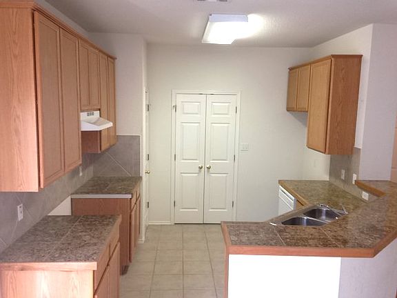 5th image of 20904 Waterside Dr