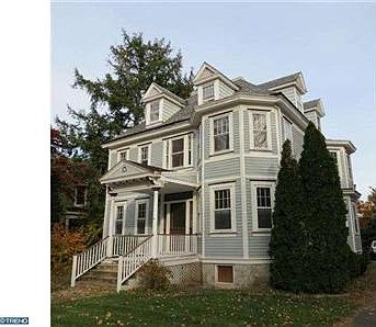 2nd image of 209 Washington Ave