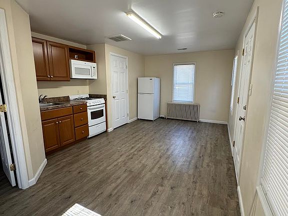5th image of 3311 Seminole Ave #E