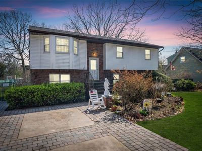 110 Hawthorne Ave, East Islip, NY, 11730