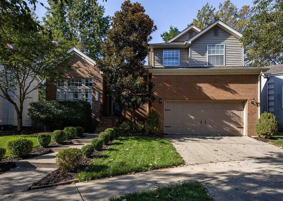 1st image of 924 Palomino Ln