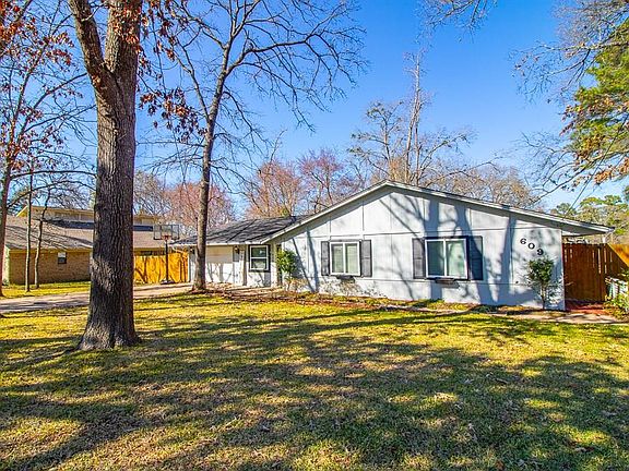 2nd image of 609 Northgate Dr