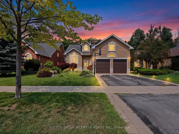 102 Cumming Dr, Barrie, ON L4N 0C7