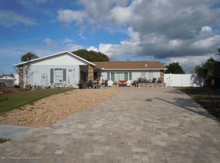 7417 Executive Woods Ct, Port Richey, FL 34668