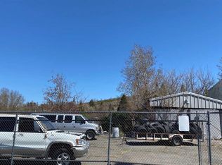 44 S Weed Blvd, Weed, CA 96094