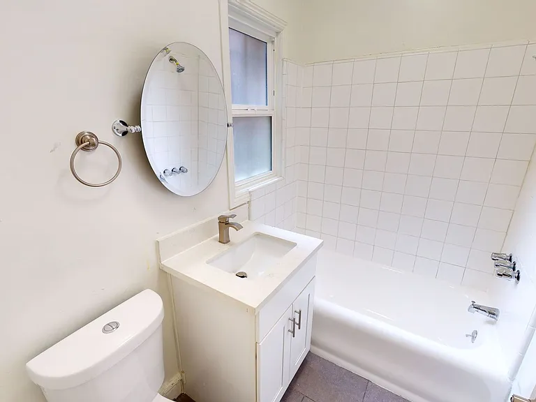 NRE - The Bard Apartments — Photo 4