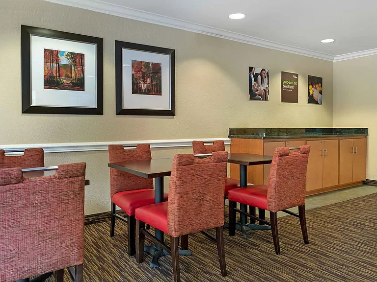 Breakfast Room