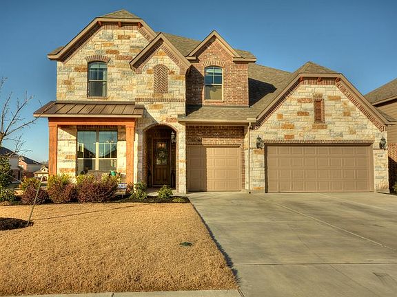 3rd image of 1040 Dyer Creek Pl
