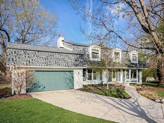 3rd image of 3519 Paisley Ct