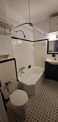 Rented by Bond New York | media 6