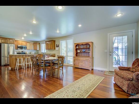 3rd image of 7005 S Chris Ln