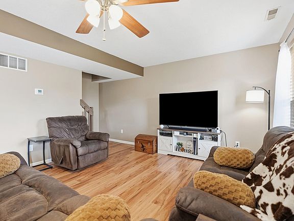 4th image of 619 Wyss Ridge Dr