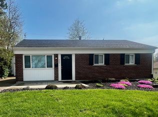 302 Magnolia Ln, Fairborn, OH 45324