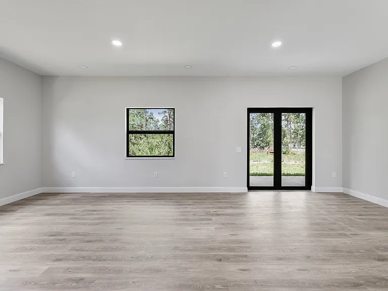 1051 Milwaukee Blvd — Photo 20