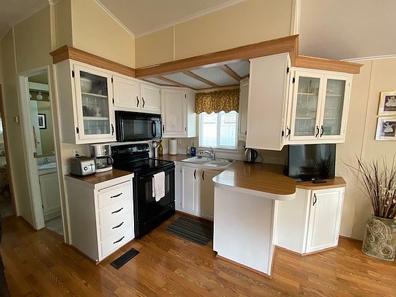 3rd image of 702 S Meridian Rd #1054